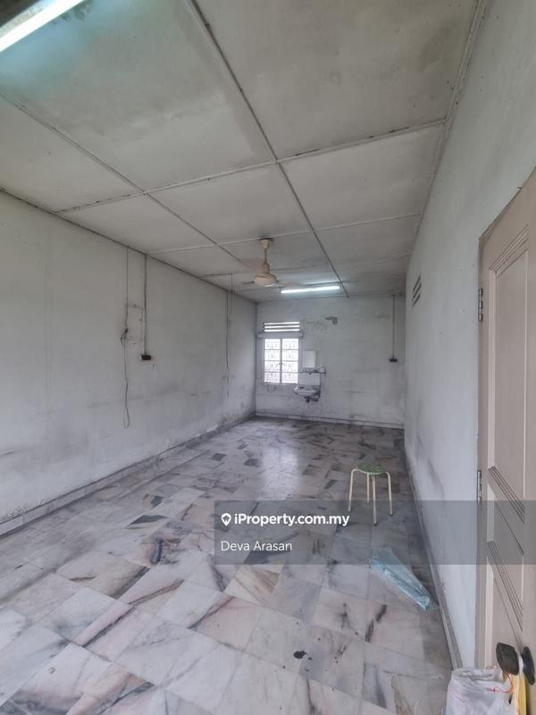 Rumah Berkembar untuk Dijual di Seksyen 6, Petaling Jaya oleh Deva Arasan - iProperty.com.my