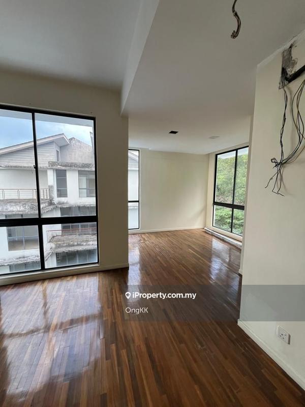 Rumah Berkembar untuk Dijual di Puteri Heights, Rawang oleh OngKK - iProperty.com.my