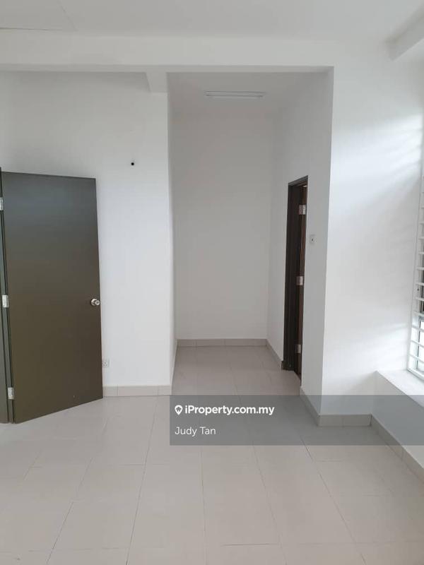 Rumah Teres 2-Tingkat untuk Dijual di Bandar Puncak Alam, Puncak Alam oleh Judy Tan - iProperty.com.my