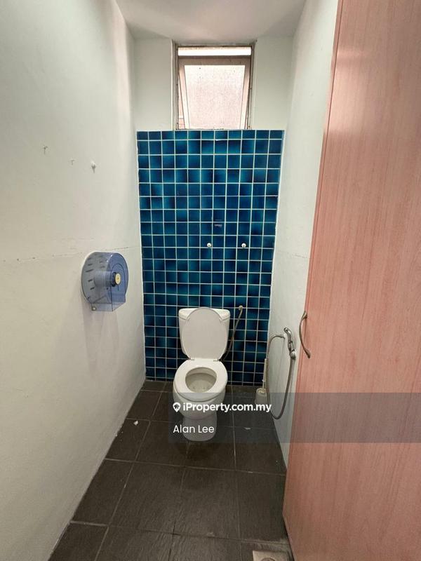 Pejabat untuk Disewa di Ampang Jaya, Ampang oleh Alan Lee - Bathroom - iProperty.com.my