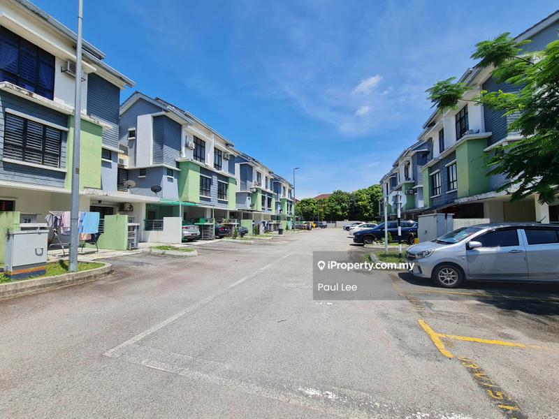 Rumah Bandar untuk Dijual di Bandar Bukit Puchong 2, Puchong oleh Paul Lee - Exterior - iProperty.com.my