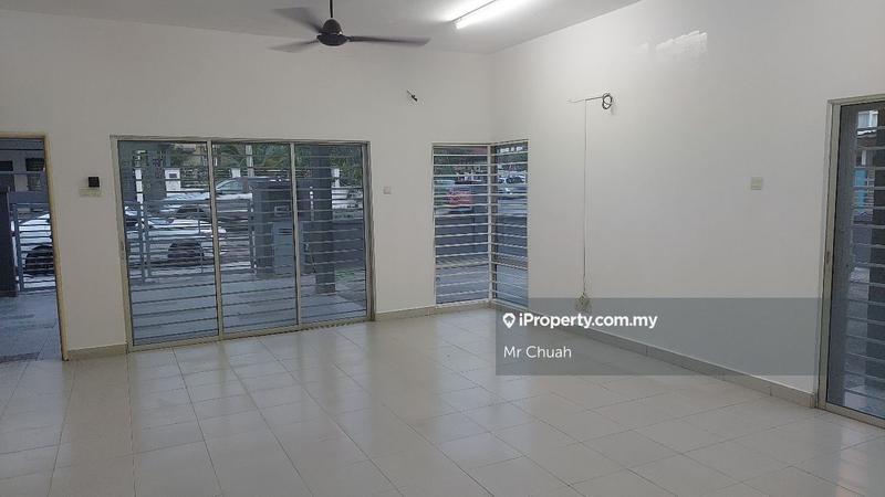 Rumah Teres 2-Tingkat untuk Disewa di Taman Dato Demang, Seri Kembangan oleh Mr Chuah - iProperty.com.my