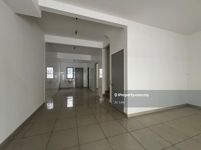 2-storey Terraced House for Sale in Bandar Rimbayu, Telok Panglima Garang by Jc Lee - iProperty.com.my
