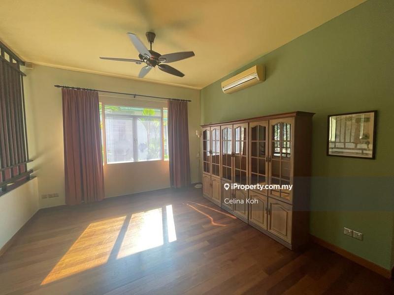 Bungalow House for Sale in Valencia, Sungai Buloh by Celina Koh - iProperty.com.my
