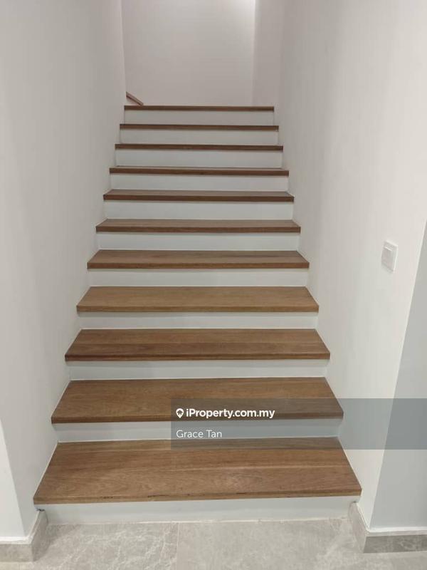 Bungalow House for Sale in Taman Equine, Seri Kembangan by Grace Tan - iProperty.com.my