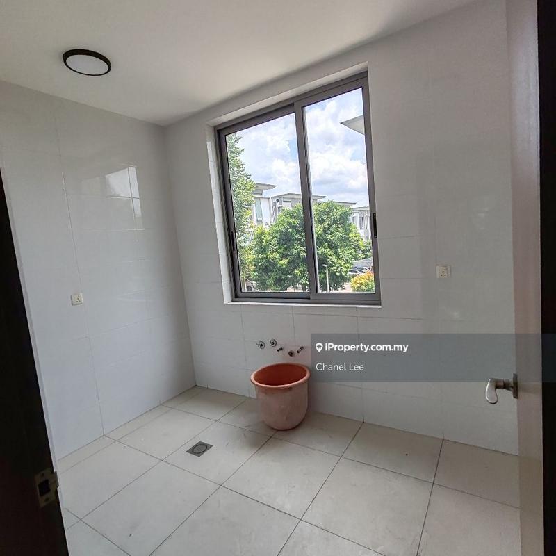 Rumah Teres 3-Tingkat untuk Dijual di Sierramas, Sungai Buloh oleh Chanel Lee - iProperty.com.my