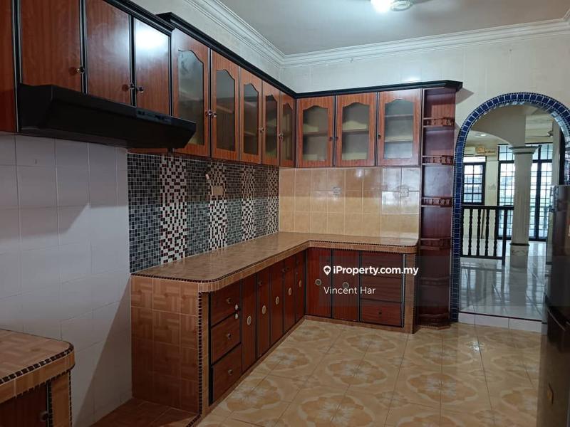 Rumah Berangkai 2 Tingkat untuk Dijual di Taman Samudera, Seri Manjung oleh Vincent Har - iProperty.com.my