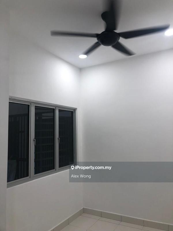 Kediaman Servis untuk Dijual di Axis Crown oleh Alex Wong - iProperty.com.my