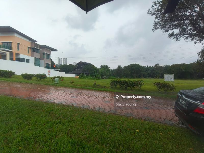 Bungalow Land for Sale in Mines Resort City, Seri Kembangan by Stacy Young - iProperty.com.my
