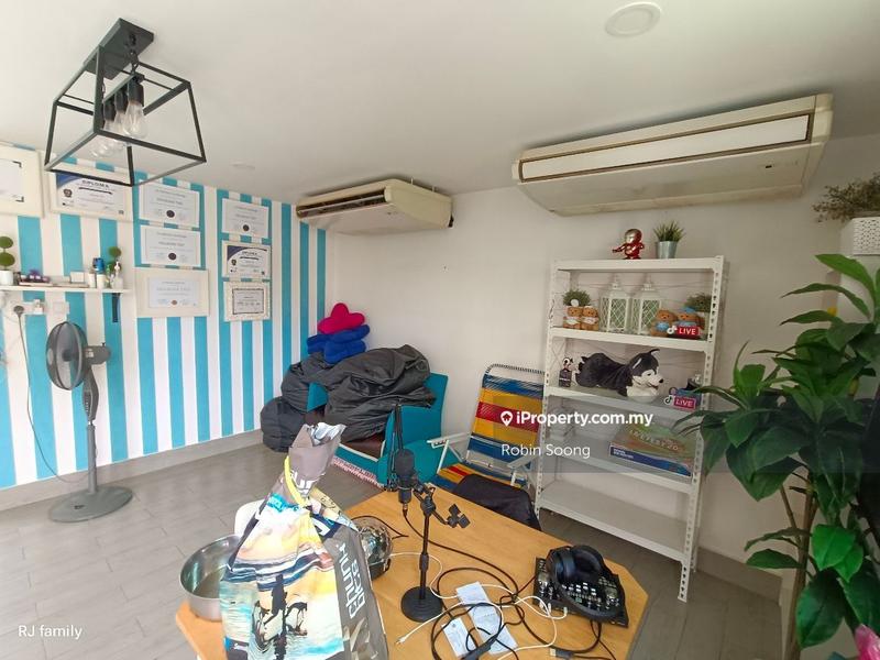 Semi-Detached House for Sale in Taman Tasik Utama, Ayer Keroh by Robin Soong - iProperty.com.my