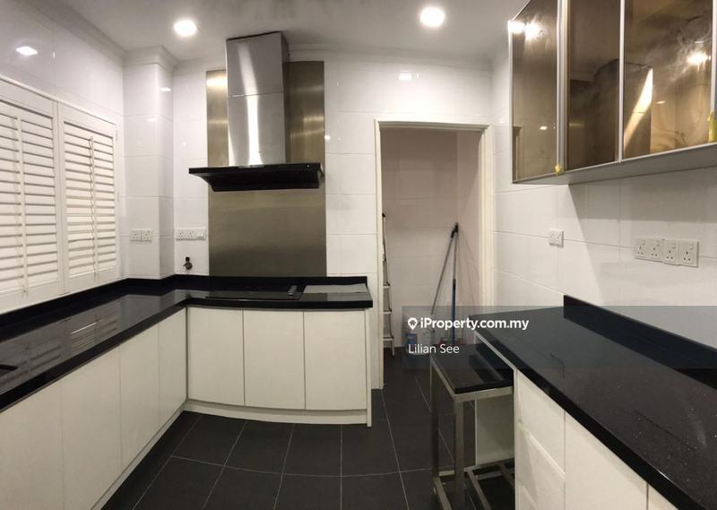 Condominium for Sale in Corinthian Condominium by Lilian See - iProperty.com.my