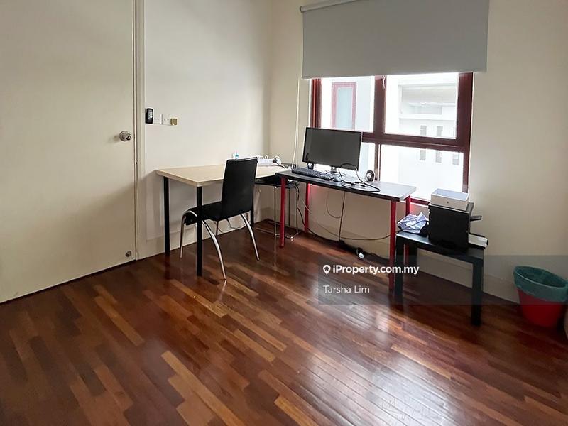 Kondominium untuk Dijual di Surian Condominium oleh Tarsha Lim - iProperty.com.my