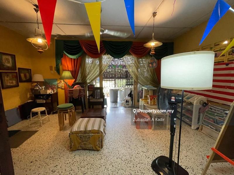 Bungalow House untuk Dijual di SS1, Petaling Jaya oleh Zubaidah A Kadir - iProperty.com.my