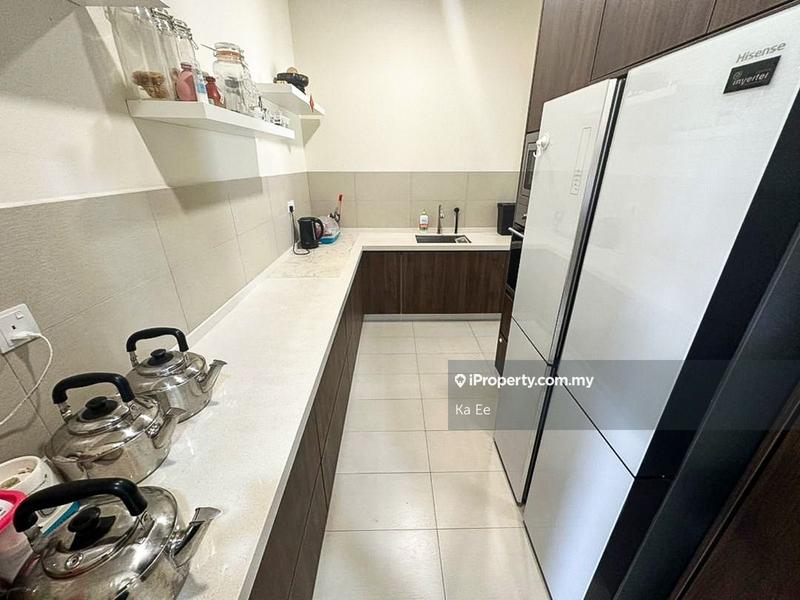 Rumah Berkembar untuk Dijual di Hemingway Residences Bandar Seri Coalfields, Sungai Buloh oleh Ka Ee - iProperty.com.my