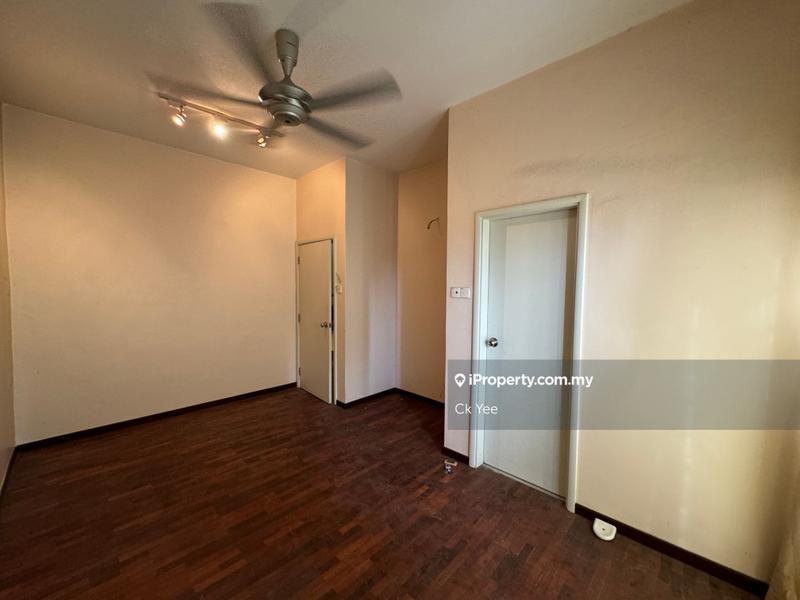 Rumah Berangkai 3 Tingkat untuk Dijual di Taman Esplanad, Bukit Jalil oleh Ck Yee - iProperty.com.my