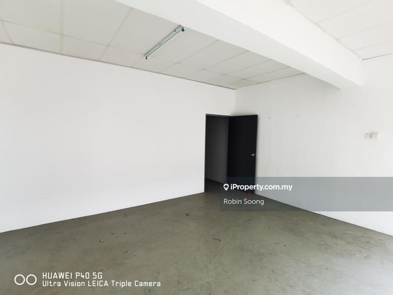 Shop for Sale in Taman Klebang Utama, Klebang by Robin Soong - iProperty.com.my