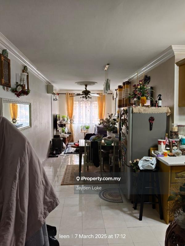 For Sale - Flora Damansara Flat