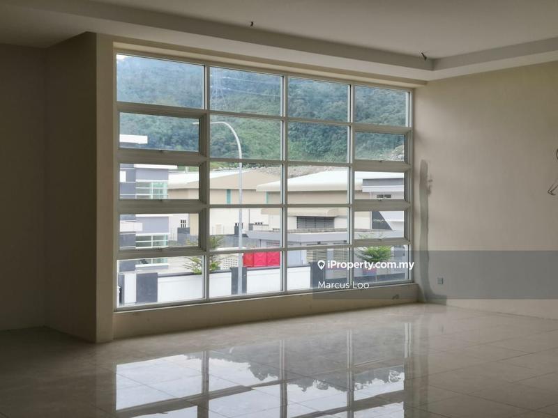 Kilang Berkembar untuk Dijual di Hi-Tech Industrial Park, Semenyih oleh Marcus Loo - iProperty.com.my