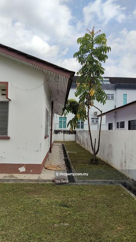Bungalow House untuk Dijual di Taman golf, Ipoh perak, Ipoh oleh Ivy Tang - iProperty.com.my