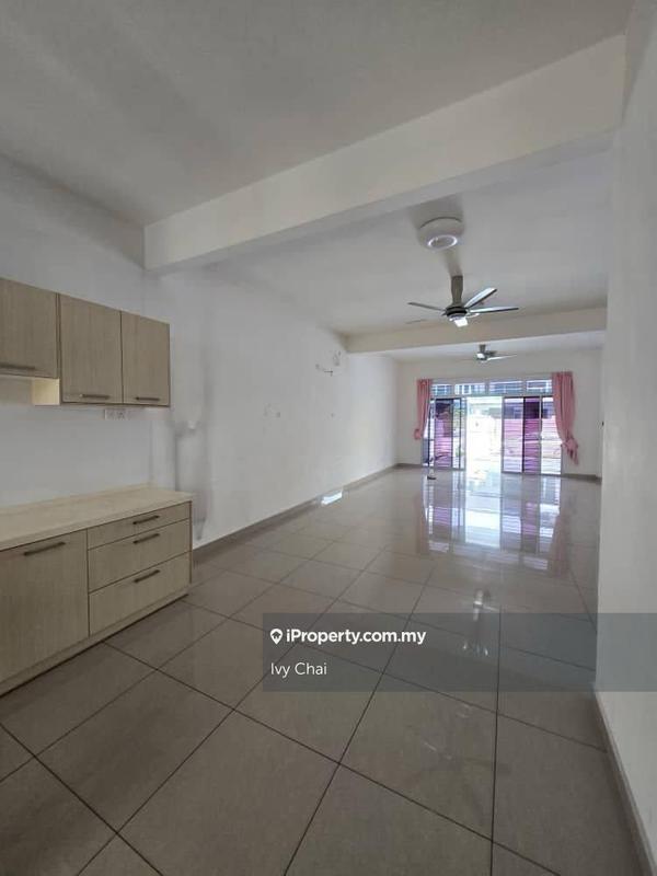 For Rent - Taman Molek