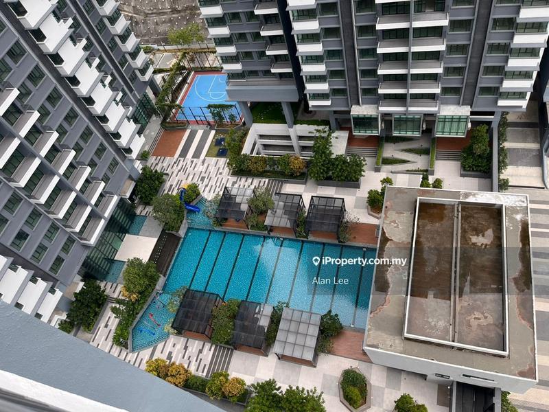 For Sale - Alstonia Residence