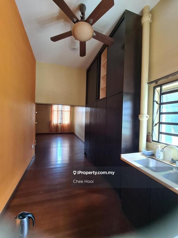 Bungalow House for Sale in Pulau Tikus, George Town by Chee Hooi - iProperty.com.my