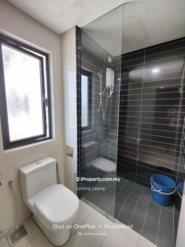 Service Residence for Sale in Centrus Soho by Johnny Leong - iProperty.com.my