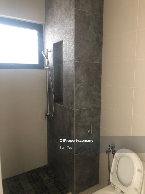 Bungalow House for Sale in Seksyen 13, Shah Alam by Sam Tee - iProperty.com.my