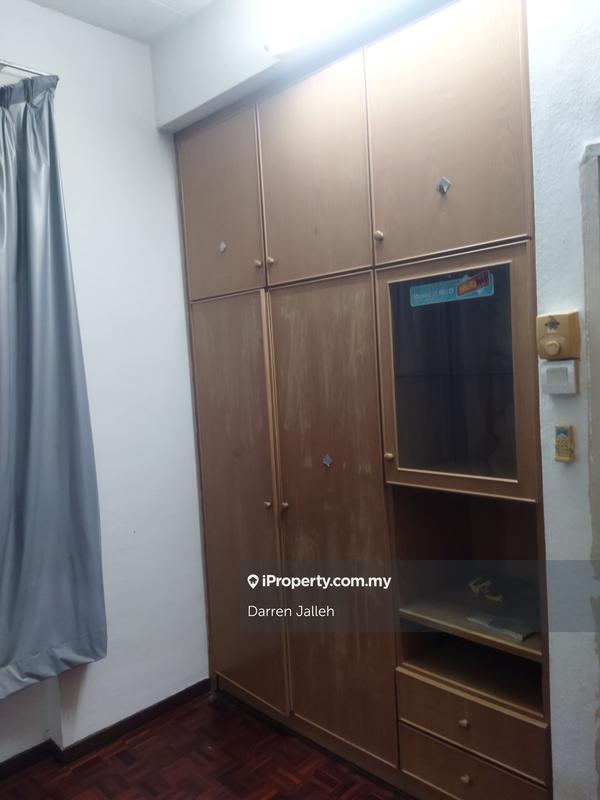 Semi-Detached House for Sale in Permai Jaya, Tanjung Bungah by Darren Jalleh - Third bedroom with built in wardrobe - iProperty.com.my