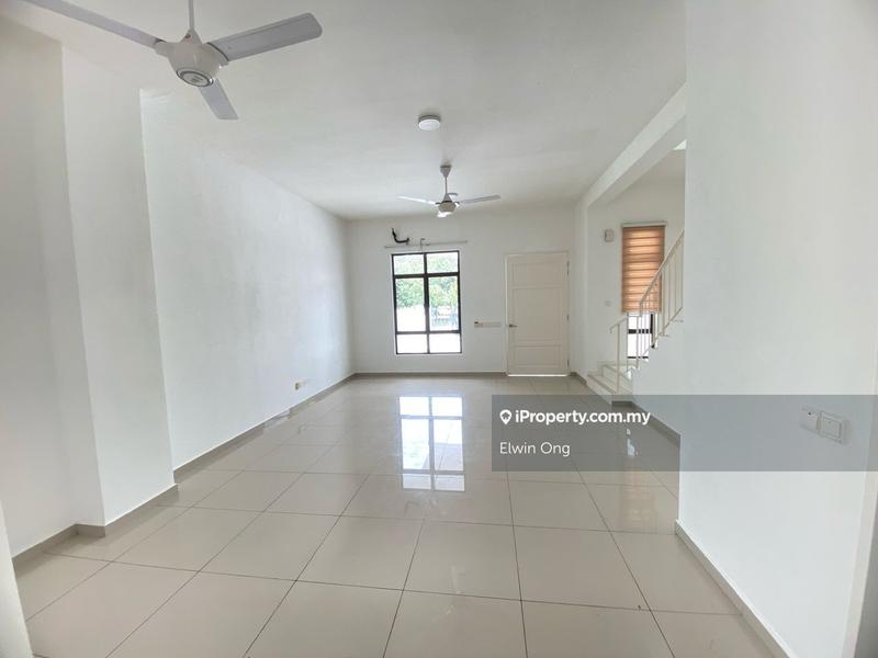 Rumah Teres 2-Tingkat untuk Dijual di Eco Grandeur Graham ( Type C )Facing Garden, Puncak Alam oleh Elwin Ong - iProperty.com.my