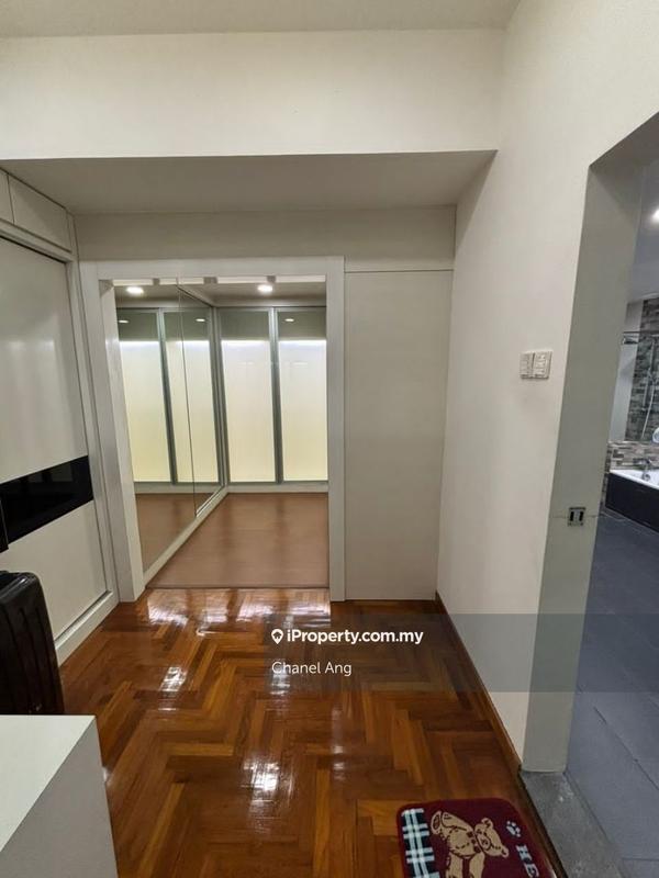 Rumah Berkembar untuk Dijual di Taman Molek, Johor Bahru oleh Chanel Ang - iProperty.com.my
