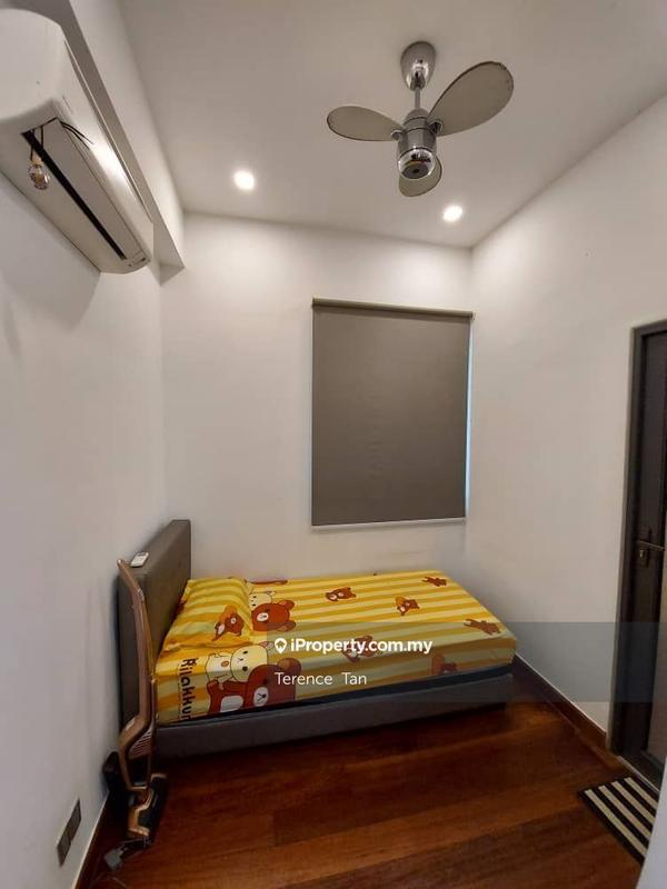 Service Residence for Sale in Paragon Residences @ Straits View by Terence Tan - iProperty.com.my