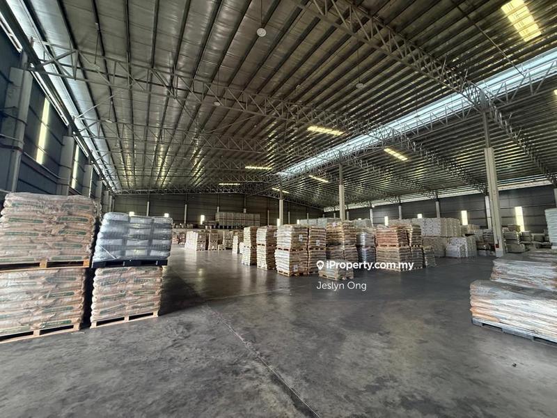 For Rent - 2.5 storey Detached Factory @ Kota Putri, Permas Jaya, Johor Bahru for Rent