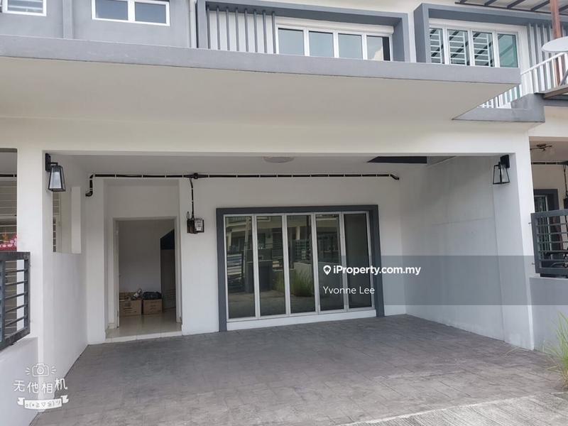 Rumah Teres 2-Tingkat untuk Dijual di Hill Park 3, Kajang oleh Yvonne Lee - iProperty.com.my