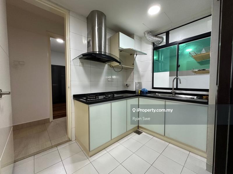 Condominium for Sale in Papillon Desahill Condominium by Ryan Swe - iProperty.com.my
