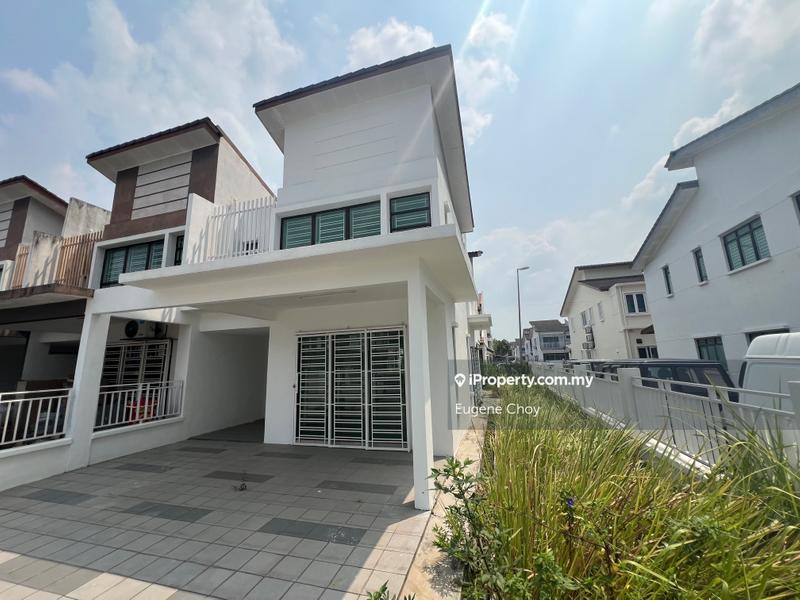 2-storey Terraced House for Sale in Lakeside Residences Bandar Metro Puchong, Puchong by Eugene Choy - iProperty.com.my