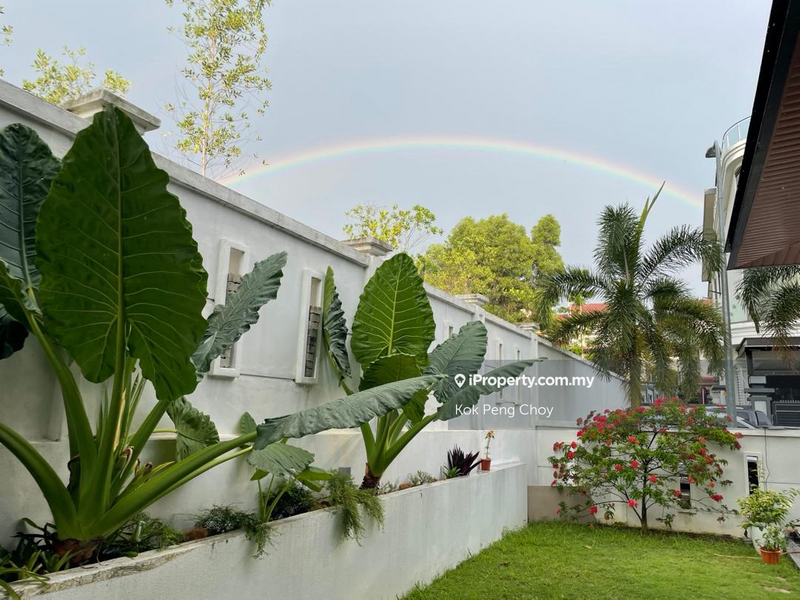 Rumah Berangkai 3 Tingkat untuk Dijual di Taman Bukit Serdang, Seri Kembangan oleh Kok Peng Choy - iProperty.com.my