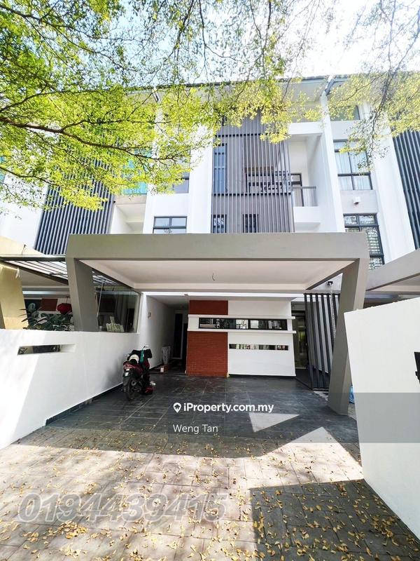 3-storey Terraced House for Sale in Laman Glenmarie, Glenmarie by Weng Tan - iProperty.com.my