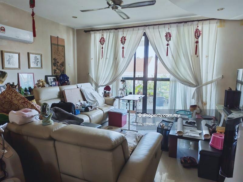 For Sale - Scotland Villa