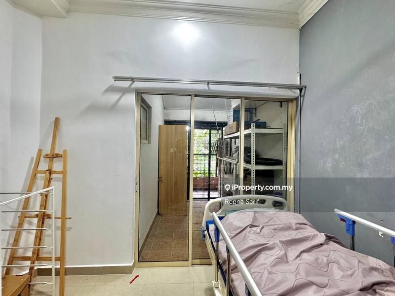 Rumah Berangkai 2 Tingkat untuk Dijual di Bukit Jelutong, Shah Alam oleh Reena Sarif - iProperty.com.my