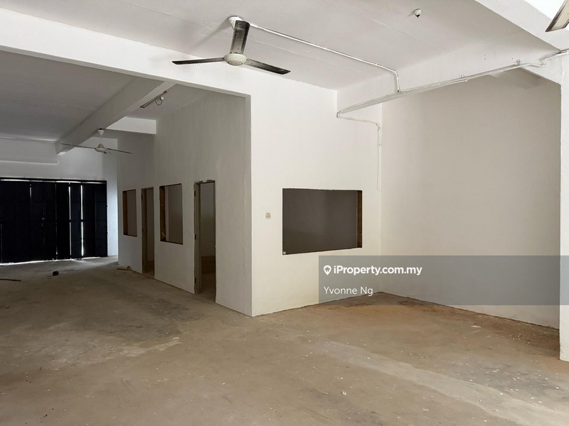 Shop-Office for Sale in Taman Tasek 2 Storey Shophouse, Johor Bahru by Yvonne Ng - iProperty.com.my