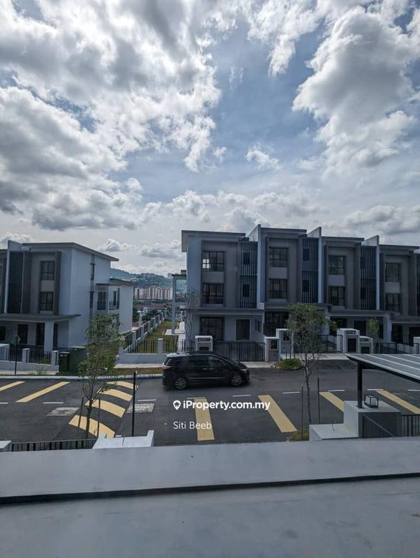 3-storey Terraced House for Sale in Gombak, Selangor by Siti Beeb - iProperty.com.my