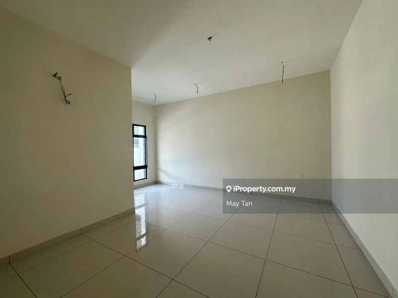 Rumah Berkembar untuk Dijual di Taman Setia Mutiara, Kluang oleh May Tan - iProperty.com.my