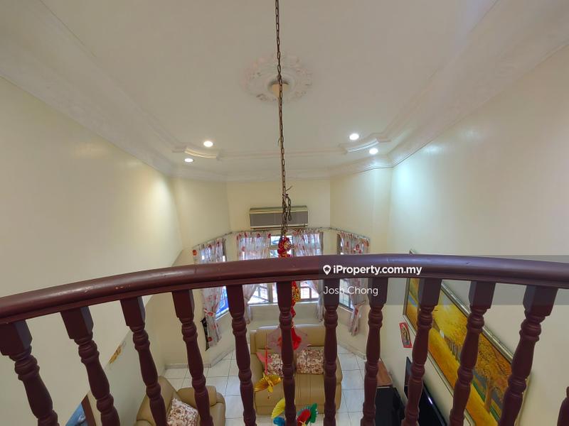 Rumah Berangkai 2.5 Tingkat untuk Dijual di Seksyen 7, Shah Alam oleh Josh Chong - iProperty.com.my