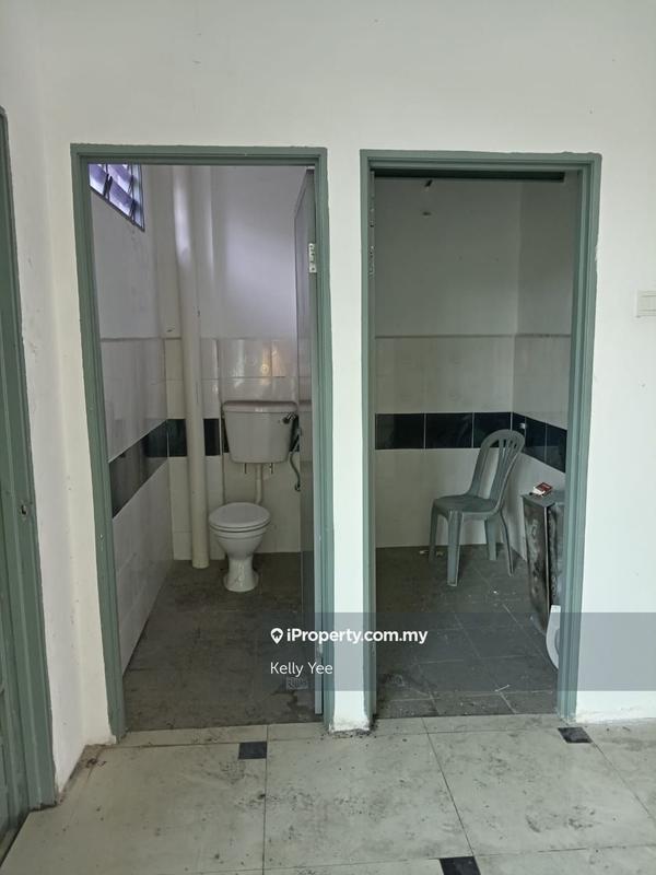 Kedai untuk Dijual di 3 Storey Endlot Shoplot @ Taman Seluang for Sale, Kulim oleh Kelly Yee - iProperty.com.my