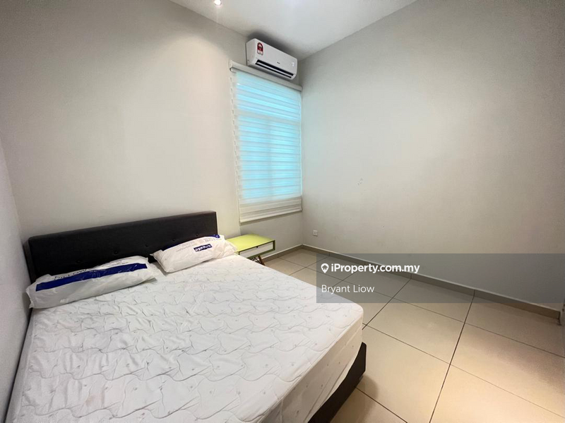 Service Residence for Sale in Parkland Residence by Bryant Liow - iProperty.com.my