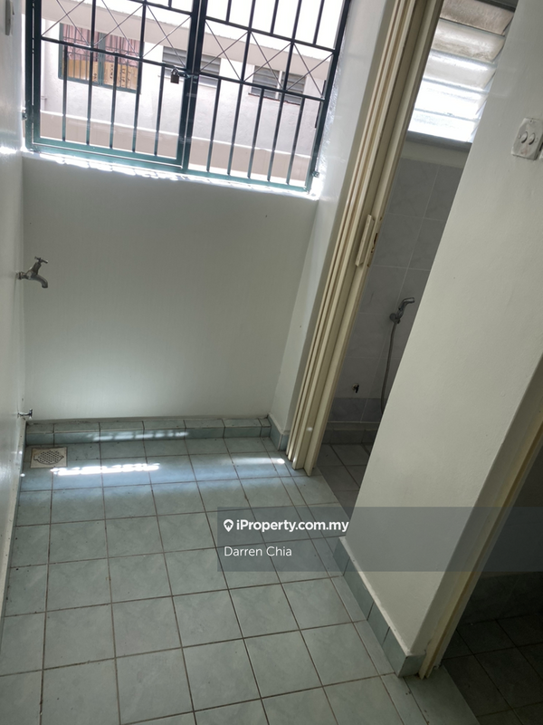 For Sale - Arena Green