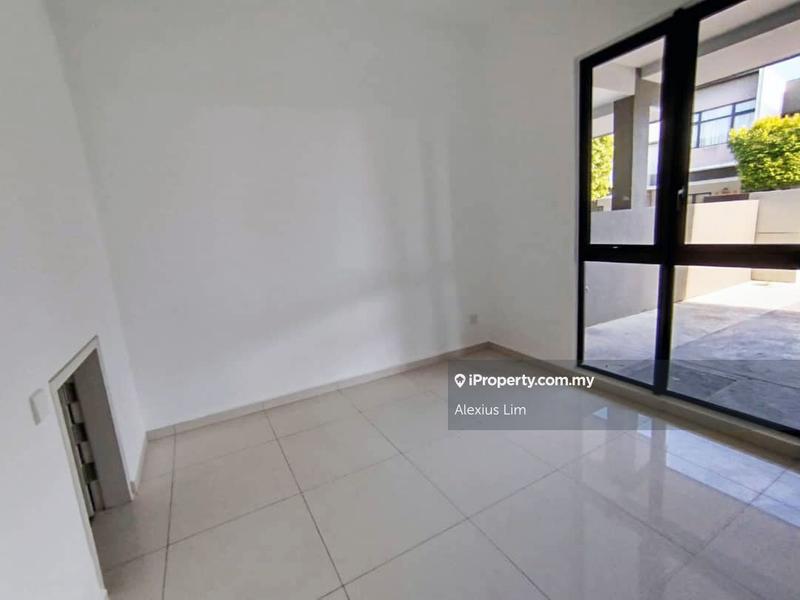 Service Residence for Sale in Emerald Residence by Alexius Lim - iProperty.com.my