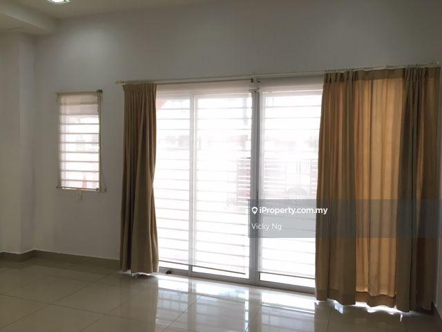 Rumah Teres 2-Tingkat untuk Dijual di Taman Tasik Prima, Puchong oleh Vicky Ng - iProperty.com.my