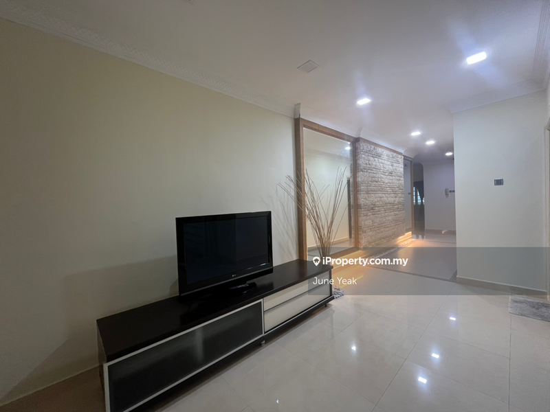 Bungalow House for Sale in Taman Villa Heights, Kajang by June Yeak - iProperty.com.my